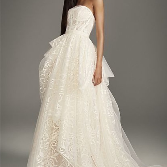 Brand New Vera Wang Ivory/Pearl wedding dress 16W - Picture 14 of 14